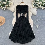 Roman-style O-Neck Tunic - Image 3