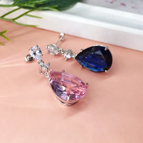 Wholesale Nature-Inspired Mismatched Teardrop Earrings - Image 3