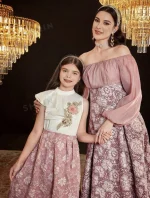 Wholesale Stocklot Cheap Price Factory Direct Hotsale Woven Polyester Floral Jacquard in Stock Fabric for Making Women Dresses - Image 5