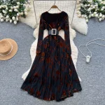 Roman-style O-Neck Tunic - Image 7