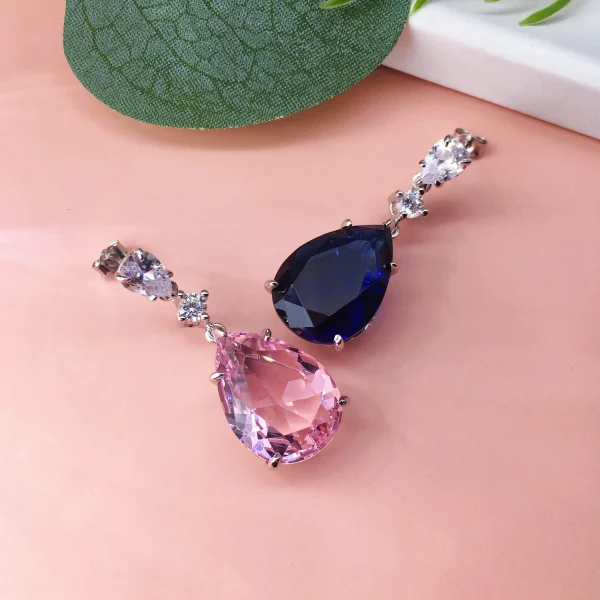 Wholesale Nature-Inspired Mismatched Teardrop Earrings - Image 4