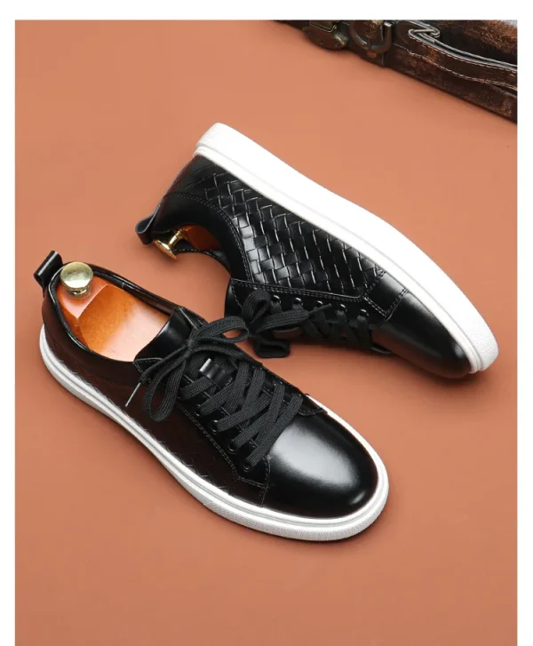 Lace-up champs - Image 10