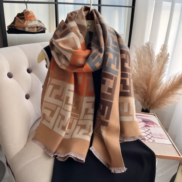 Luxury Two-Sided Print Pashmina Scarf - Image 5