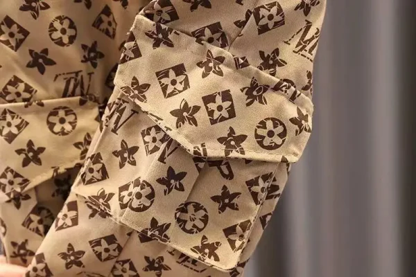 Trendy 2-Piece Autumn Kids' Pullover Set - Image 18