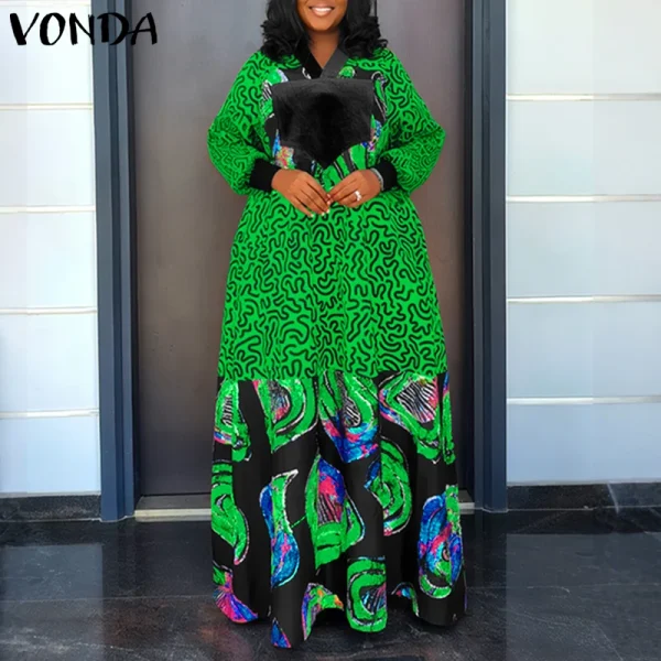 oversized silhouette and bat-wing or long sleeves - Image 8