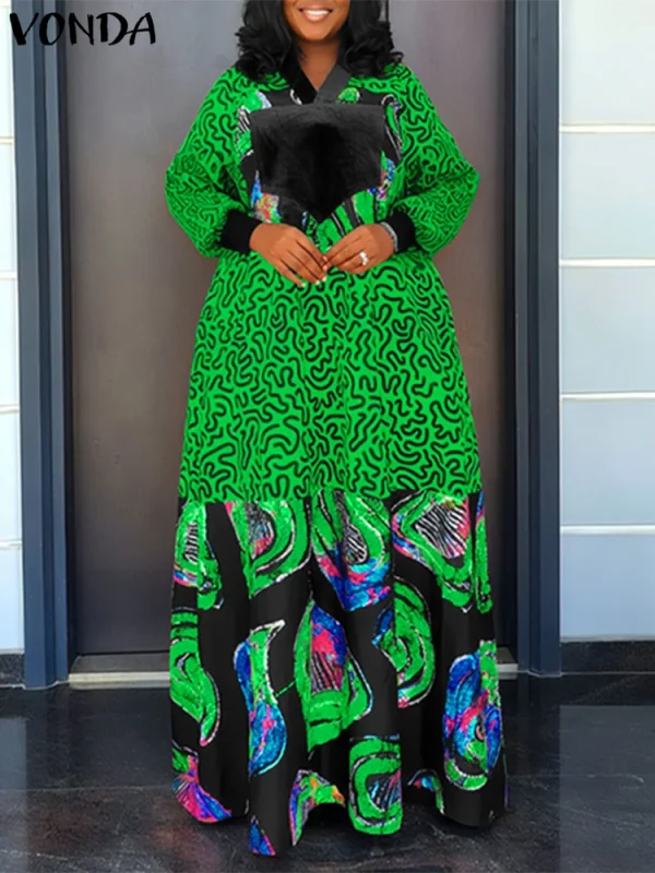 oversized silhouette and bat-wing or long sleeves - Image 2