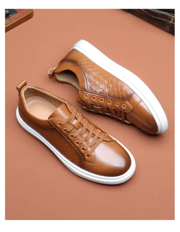 Lace-up champs - Image 13