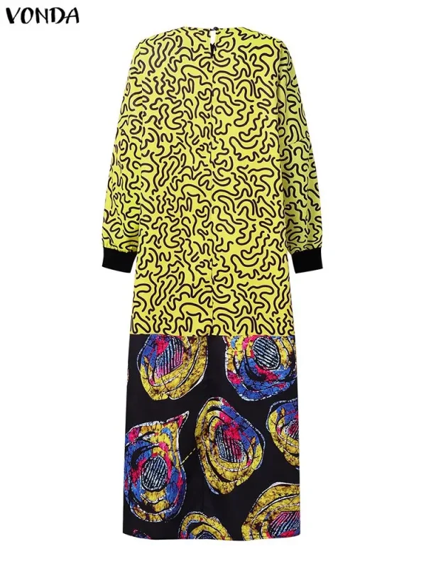 oversized silhouette and bat-wing or long sleeves - Image 5