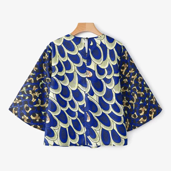 flare sleeves and oversized fit, - Image 13