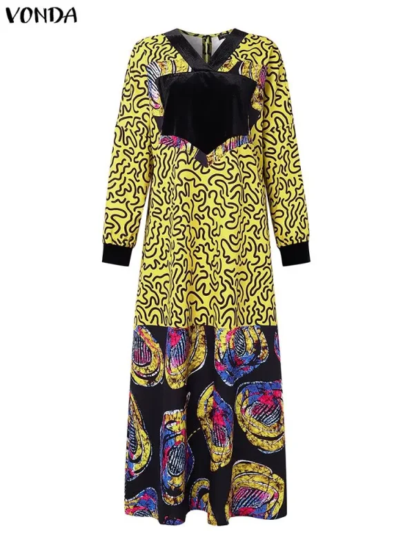 oversized silhouette and bat-wing or long sleeves - Image 4