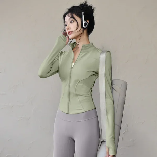 Women's Slim Fit Lightweight JacketsWomen's Full Zip-up Yoga Sports RunningJacket with Thumb Holes for Workout Sun Protection - Image 10
