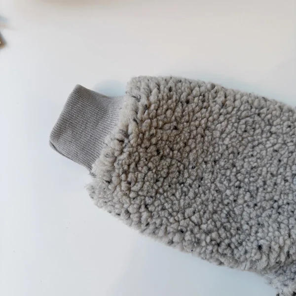 Girls' 2-Piece Winter Velvet Skirt & Sweatshirt Set - Image 12