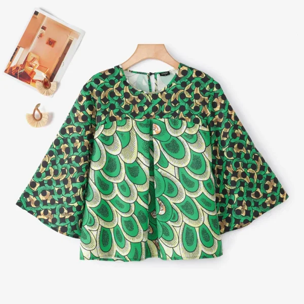 flare sleeves and oversized fit, - Image 14