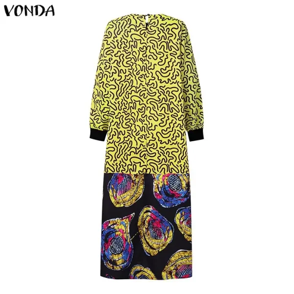 oversized silhouette and bat-wing or long sleeves - Image 20